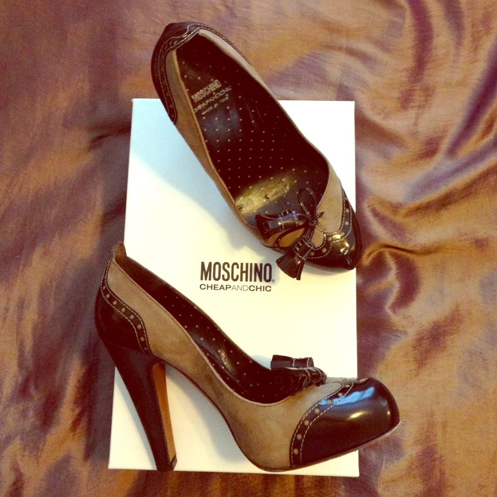 💯% Authentic Moschino Cheap & Chic Pumps